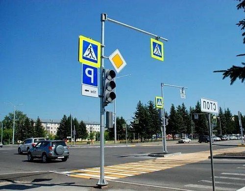 Стойка светофорная